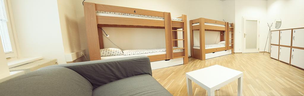 Hostel Folks Bratislava Rom bilde